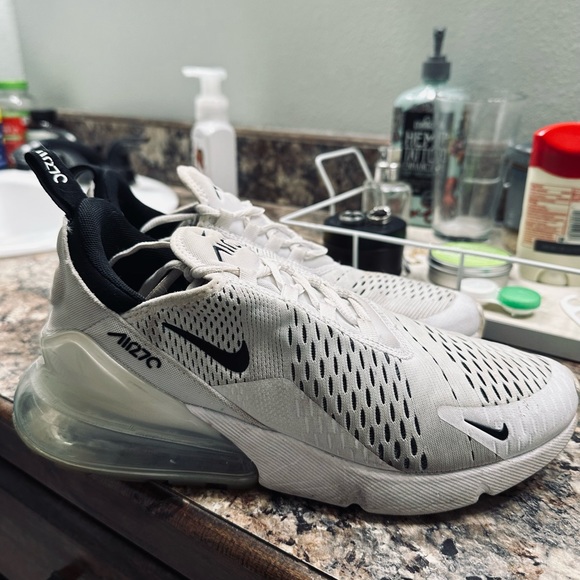 NIKE AIR MAX 270 - Picture 1 of 1